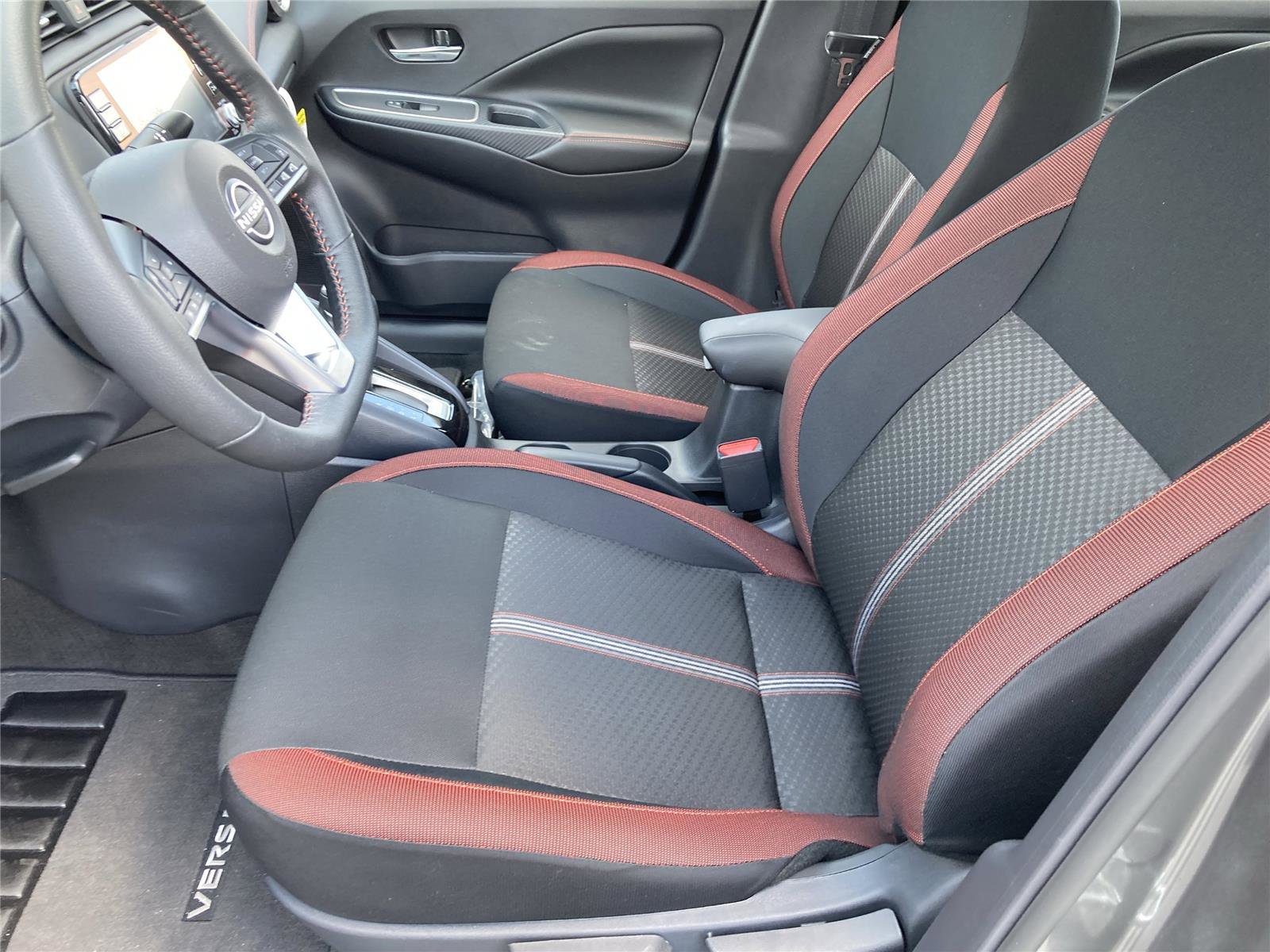 New 2025 Nissan Versa SR w/ Trunk Package image 26