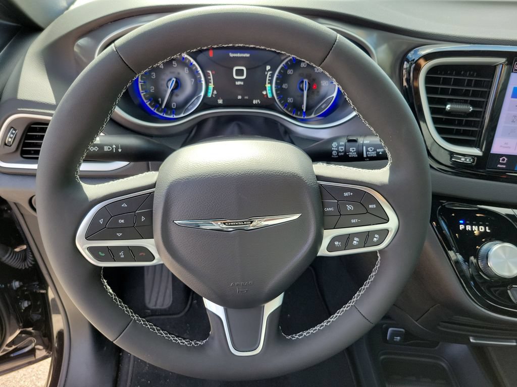 New 2026 Chrysler Voyager LX FWD image 25