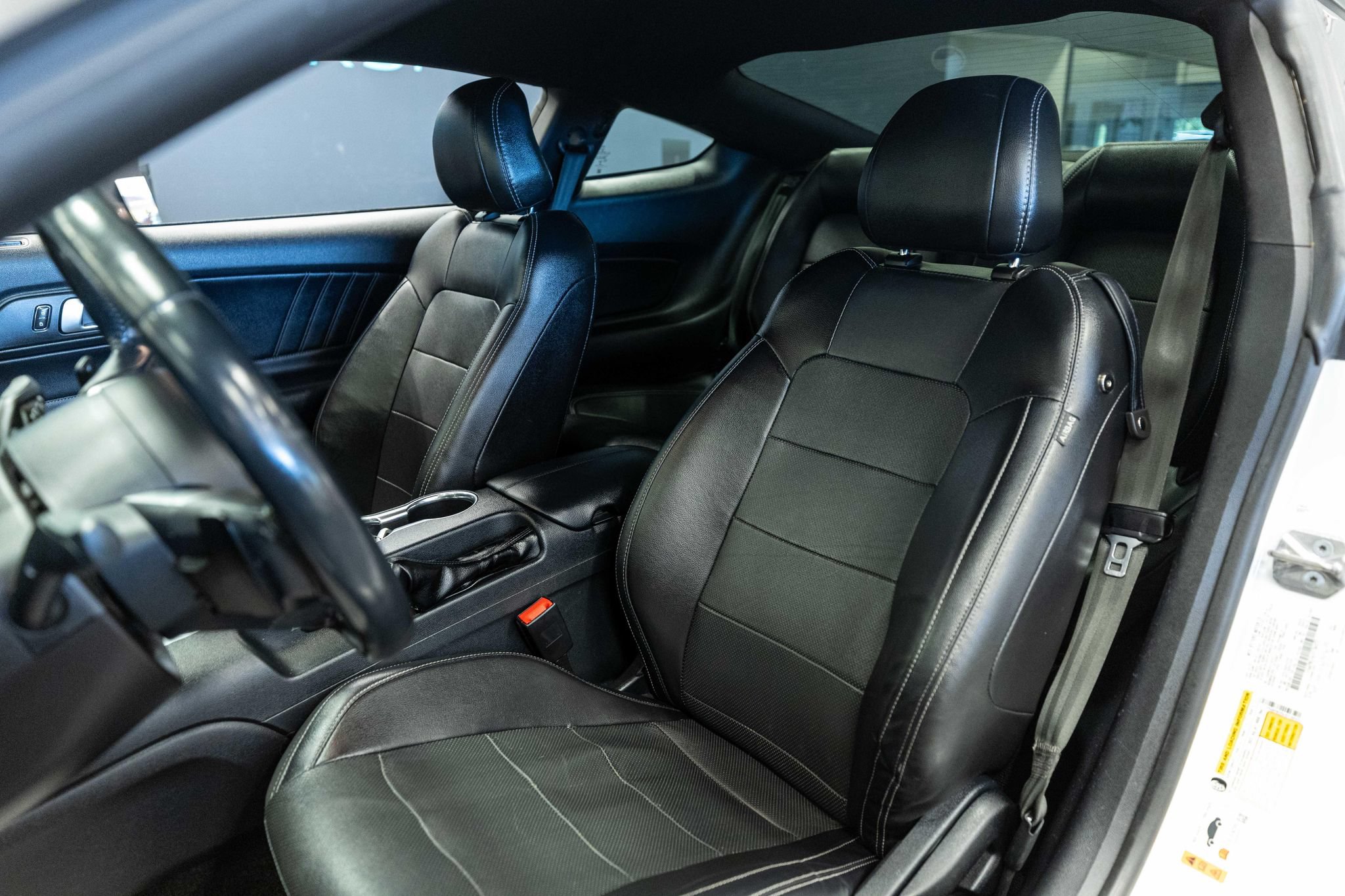Used 2018 Ford Mustang GT Premium RWD image 10
