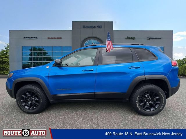 Used 2020 Jeep Cherokee Trailhawk w/ Cold Weather Group AWD/4WD image 6