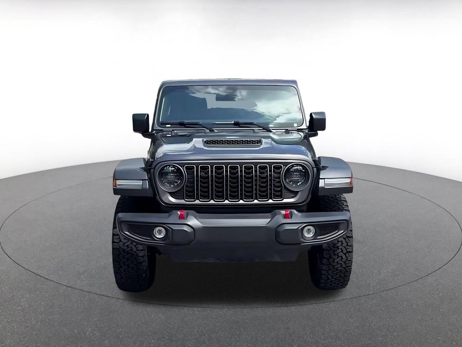 Used 2026 Jeep Wrangler Unlimited Rubicon AWD/4WD image 4