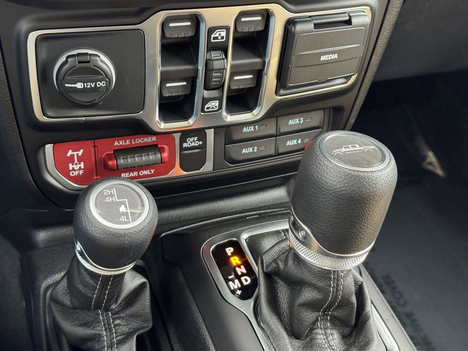 New 2026 Jeep Gladiator Willys AWD/4WD image 19