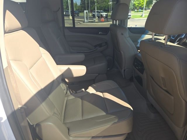 Used 2016 GMC Yukon XL SLT w/ Open Road Package AWD/4WD image 9