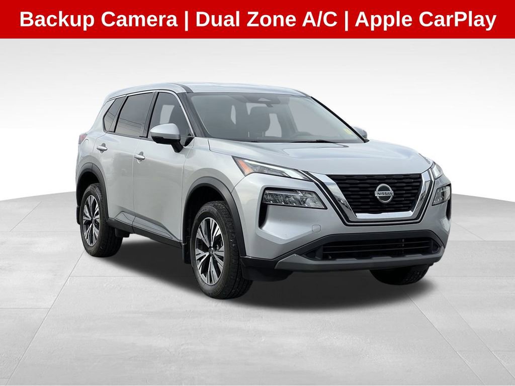Used 2021 Nissan Rogue SV image 1