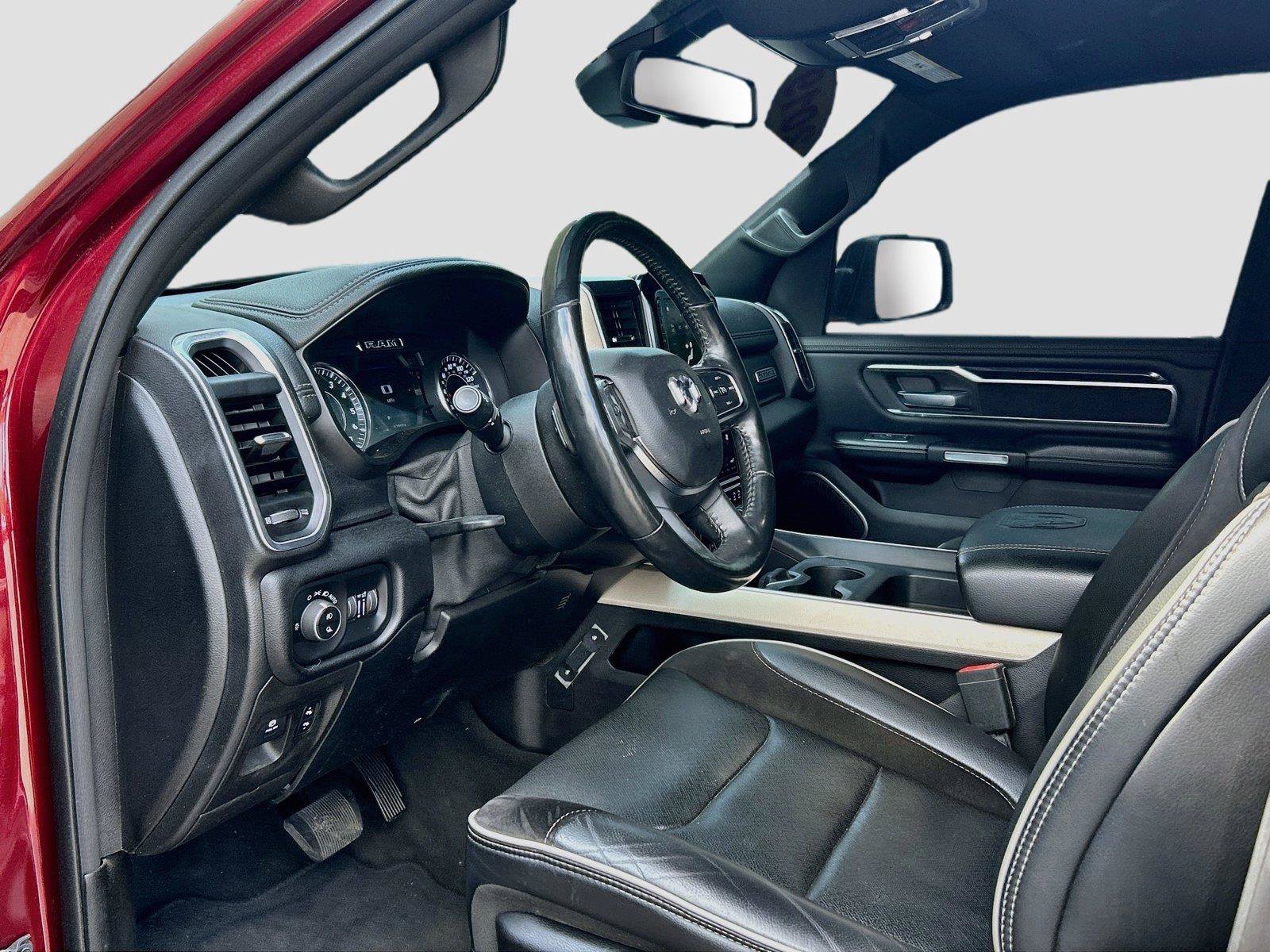 Used 2019 RAM 1500 Laramie w/ Sport Appearance Package AWD/4WD image 24