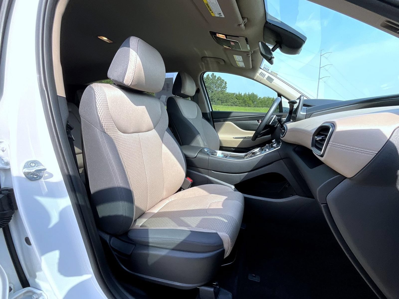 Certified 2023 Hyundai Santa Fe SEL AWD/4WD image 16