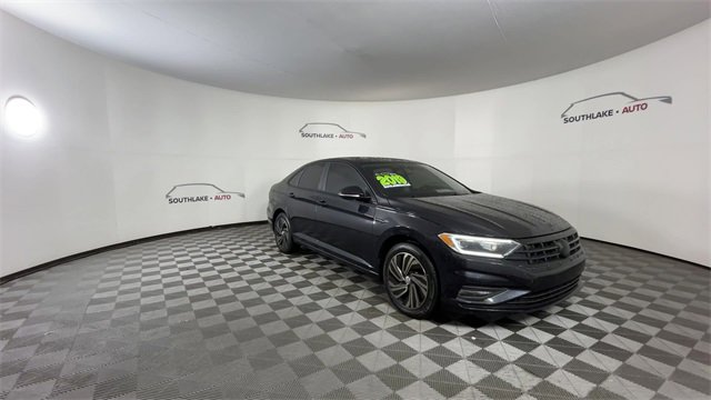 Used 2019 Volkswagen Jetta SEL Premium image 2