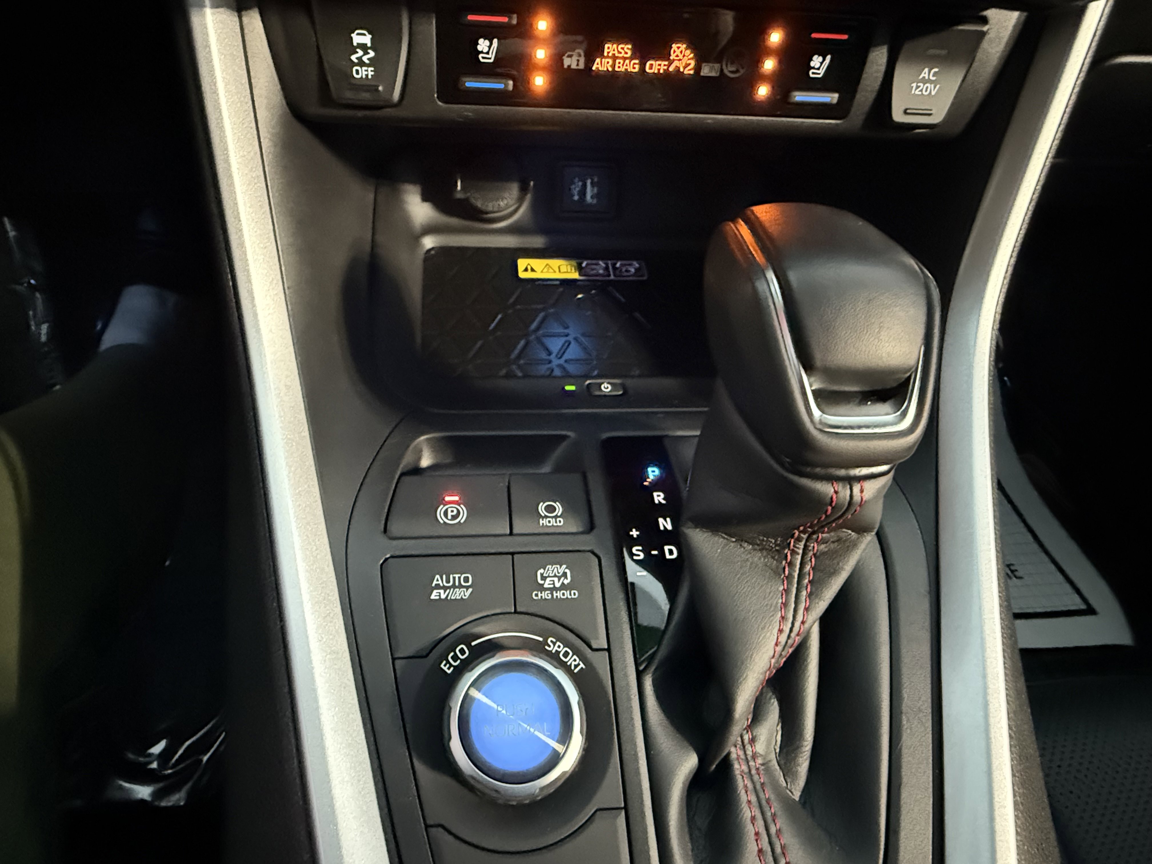 Certified 2024 Toyota RAV4 XSE image 27