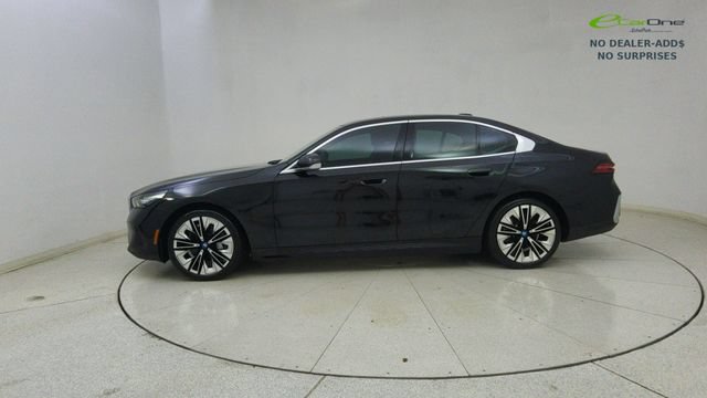 Used 2024 BMW i5 eDrive40i w/ Convenience Package RWD image 67