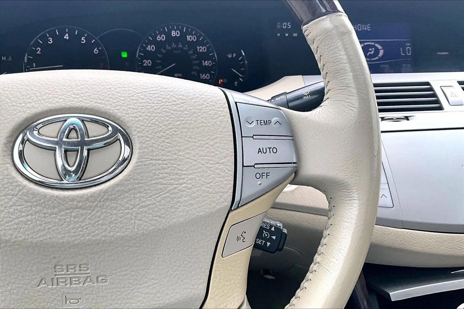Used 2008 Toyota Avalon FWD image 18