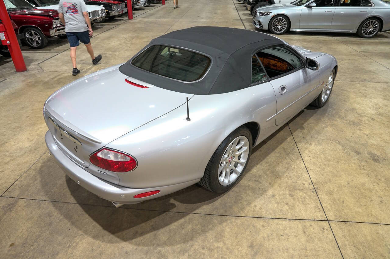 Used 2001 Jaguar XK8 Convertible RWD image 31