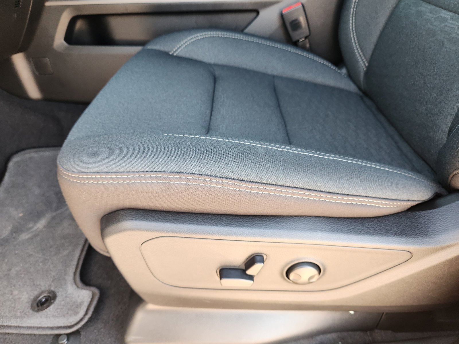New 2026 RAM 1500 Lone Star RWD image 22