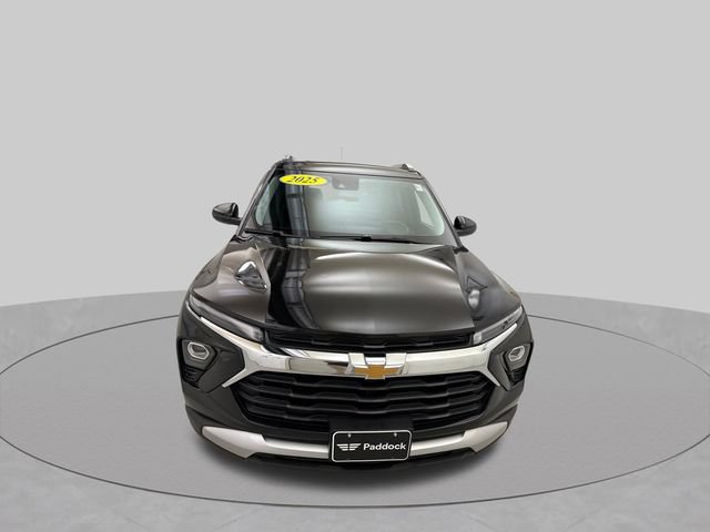 Used 2025 Chevrolet TrailBlazer LT w/ Convenience Package AWD/4WD image 8