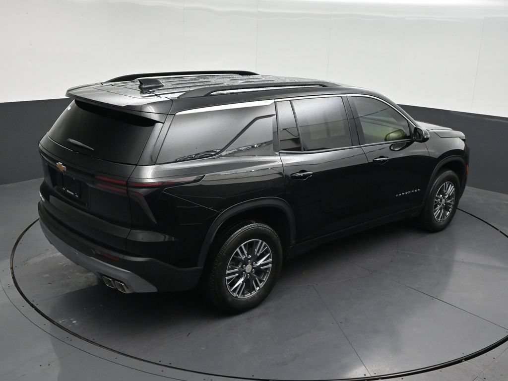 Used 2026 Chevrolet Traverse LT FWD image 22