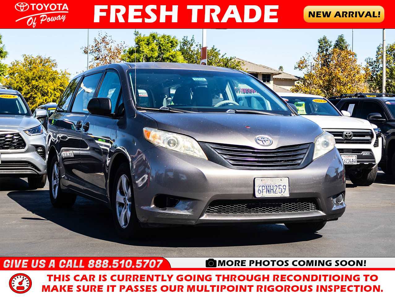 Used 2011 Toyota Sienna w/ Towing Pkg