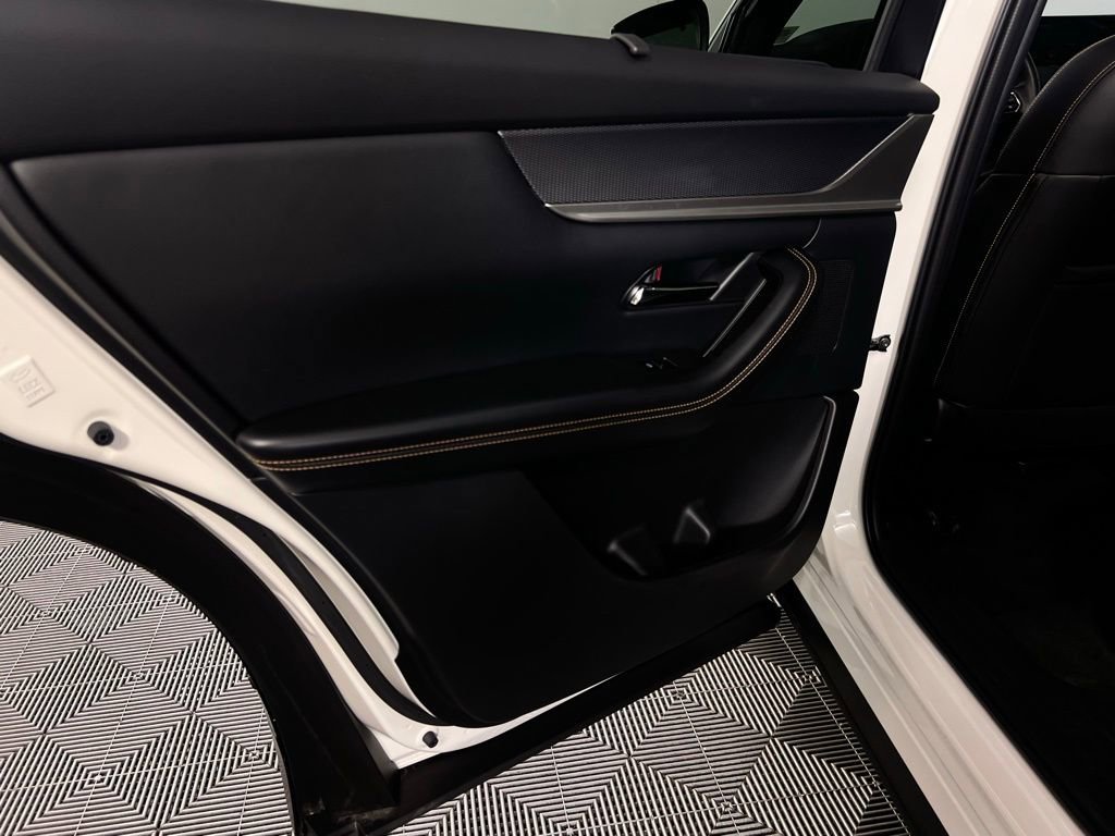 Used 2025 MAZDA CX-90 Plug-In Hybrid w/ Premium Plus image 27