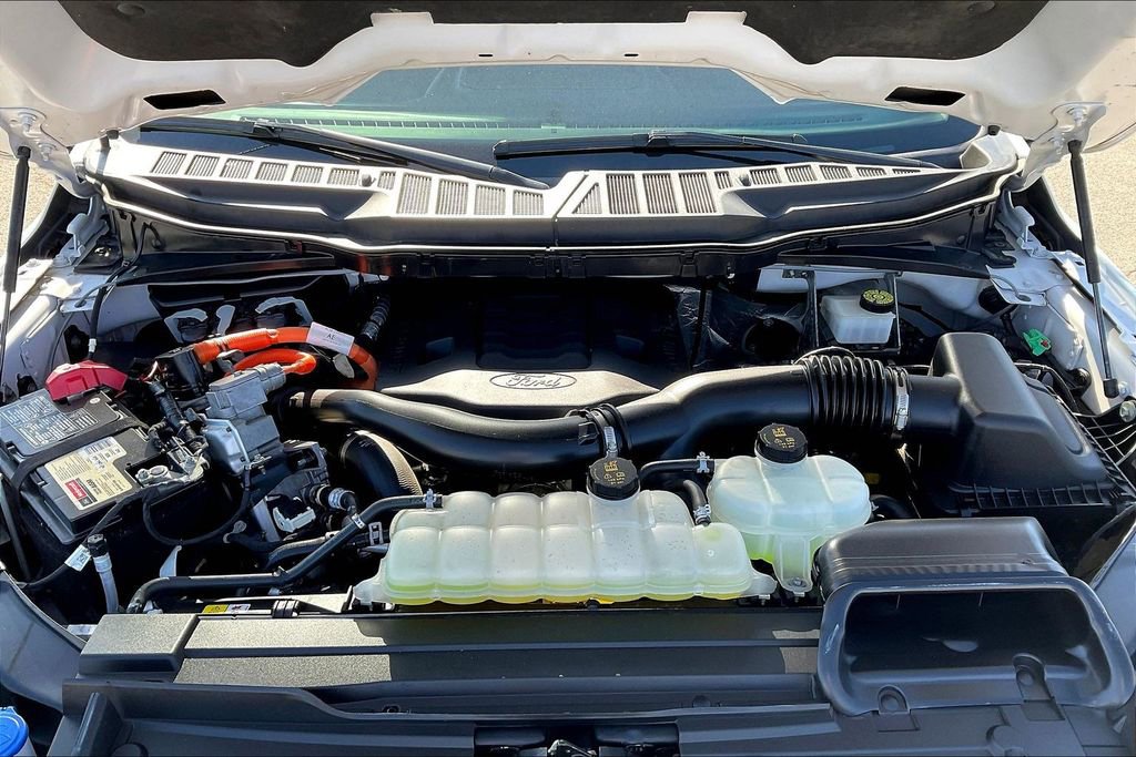 Used 2023 Ford F150 XLT w/ XTR Package image 9