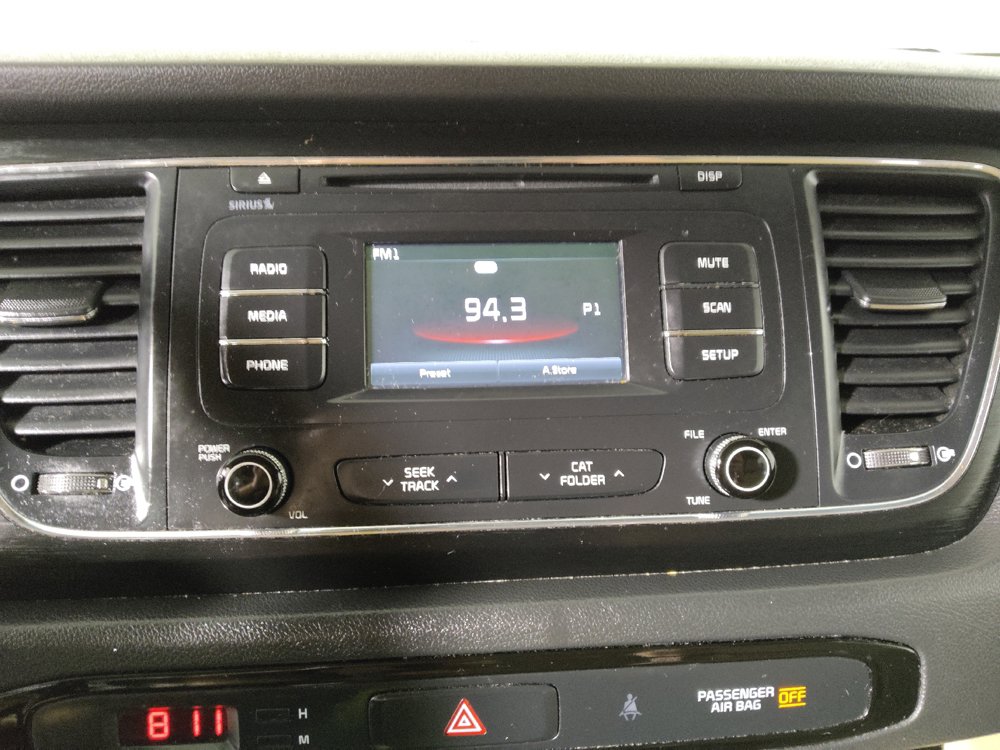 Used 2017 Kia Sedona LX FWD image 25