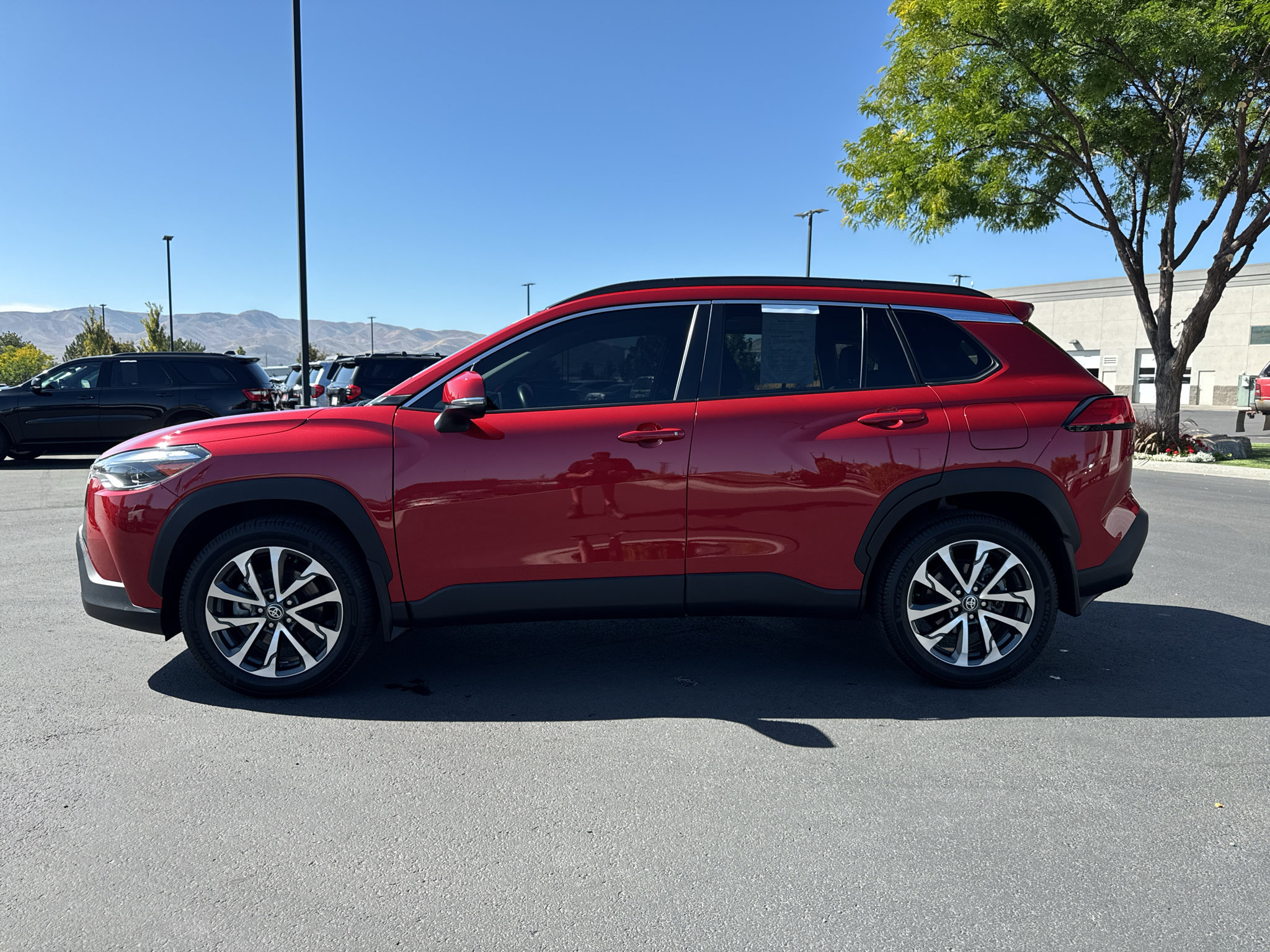 Certified 2023 Toyota Corolla Cross XLE w/ Convenience Package AWD/4WD image 6