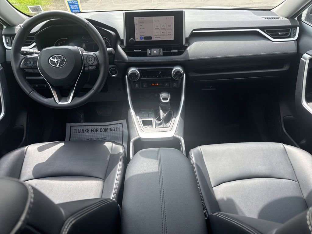 Used 2025 Toyota RAV4 XLE Premium w/ Weather Package AWD/4WD image 19