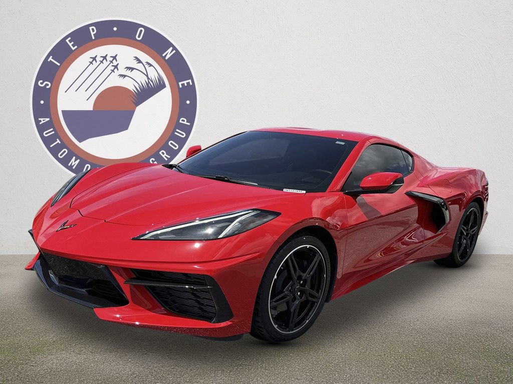 Used 2022 Chevrolet Corvette Stingray Coupe w/ 1LT RWD image 1