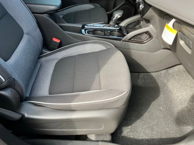 New 2026 Chevrolet TrailBlazer LT w/ LT Cold Weather Package FWD image 8