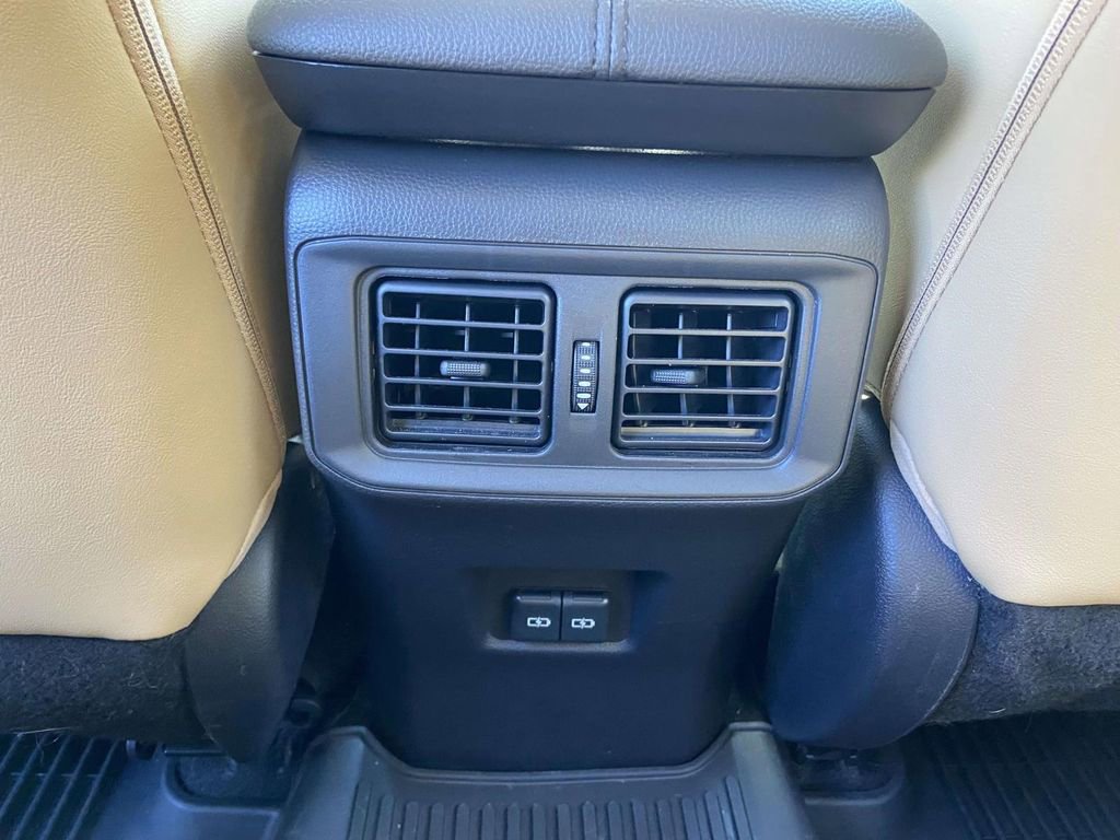 Used 2025 Toyota RAV4 XLE Premium FWD image 19