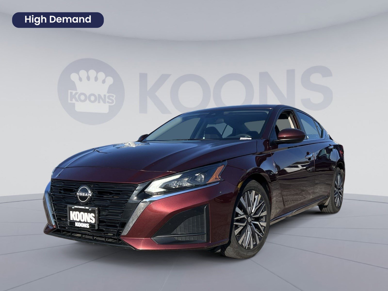 Used 2023 Nissan Altima 2.5 SV FWD image 1
