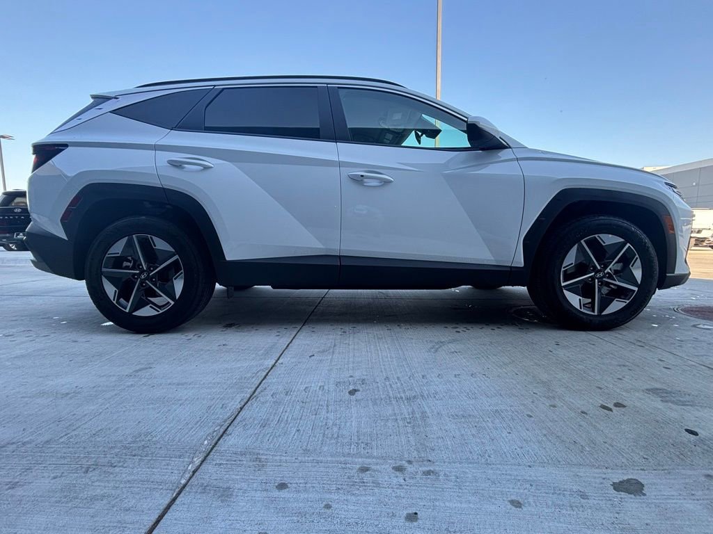 New 2026 Hyundai Tucson SEL image 3
