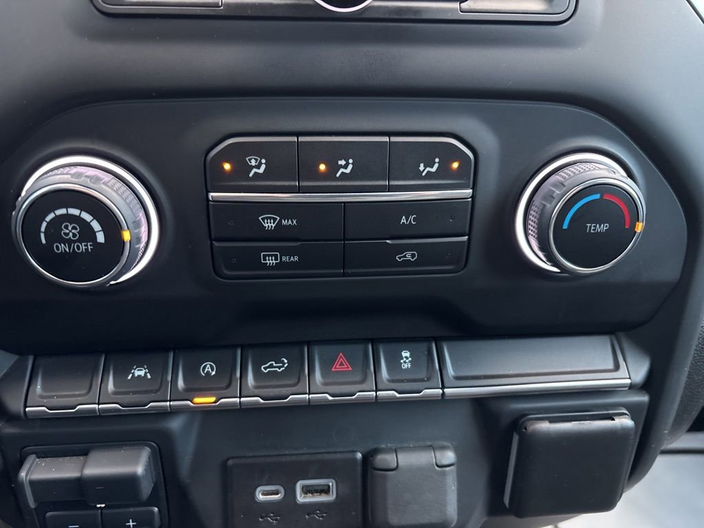 Certified 2023 Chevrolet Silverado 1500 Custom AWD/4WD image 30