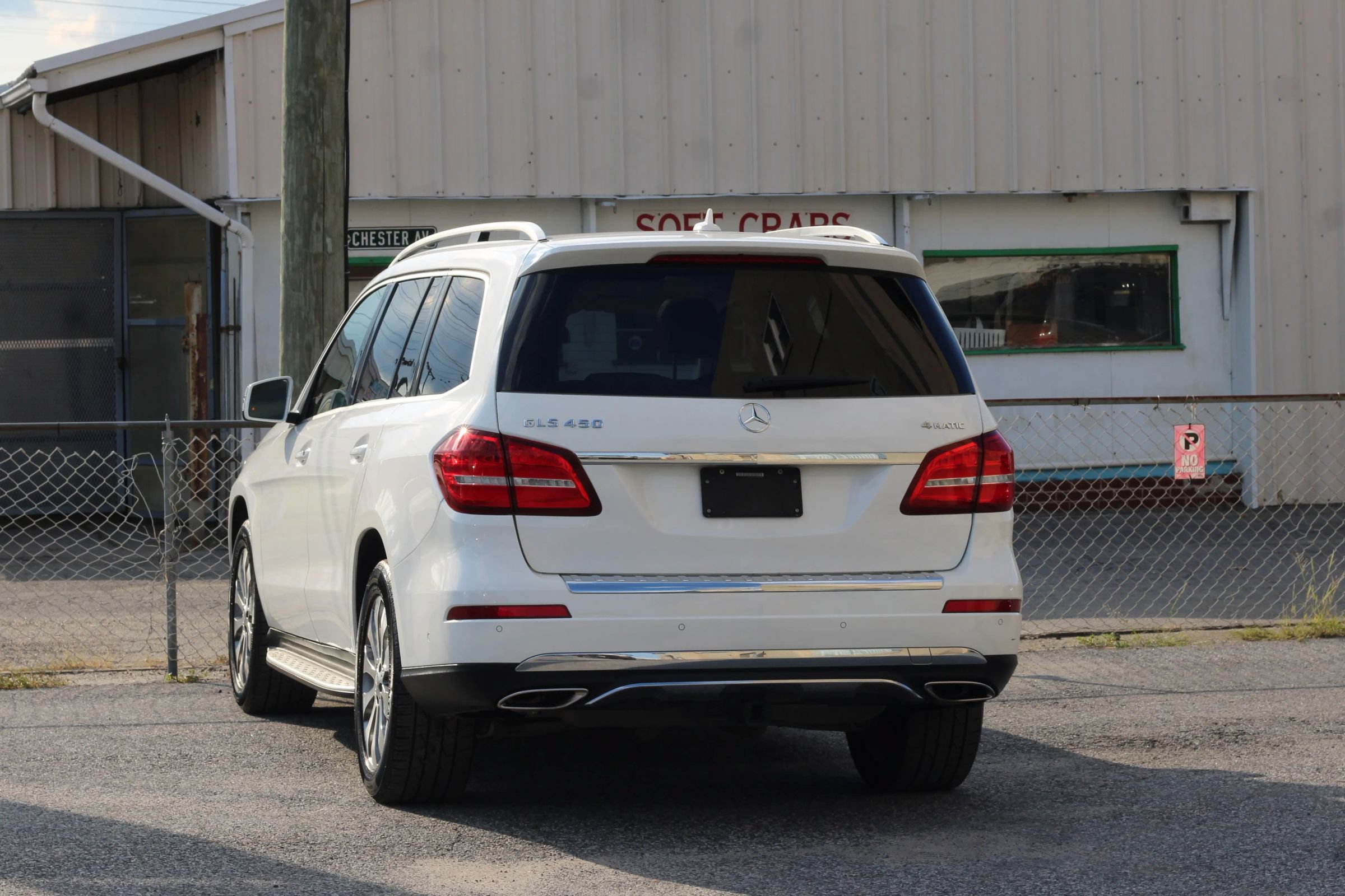 Used 2017 Mercedes-Benz GLS 450 4MATIC w/ Premium Package image 6