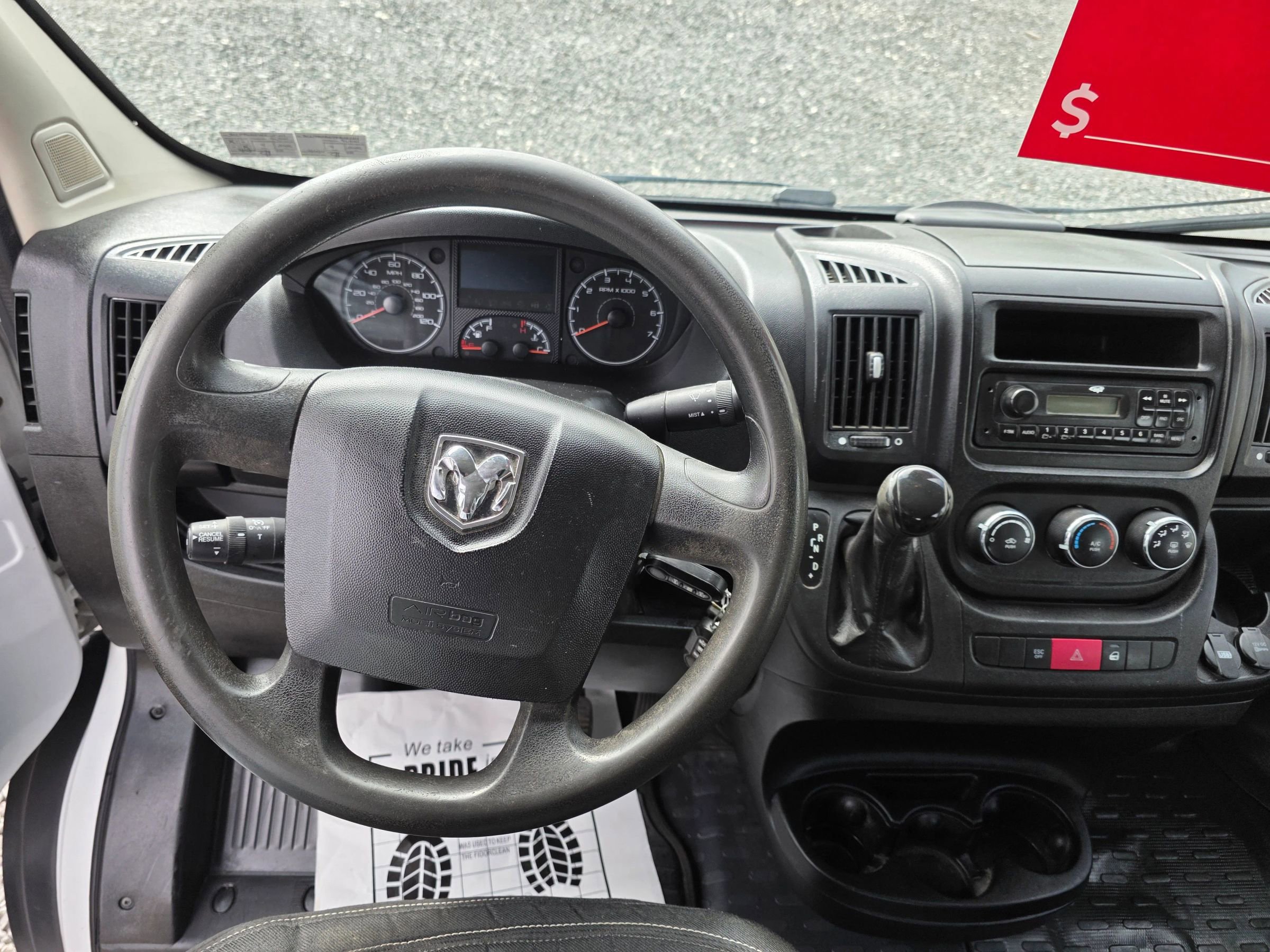 Used 2014 RAM ProMaster 1500 FWD image 11