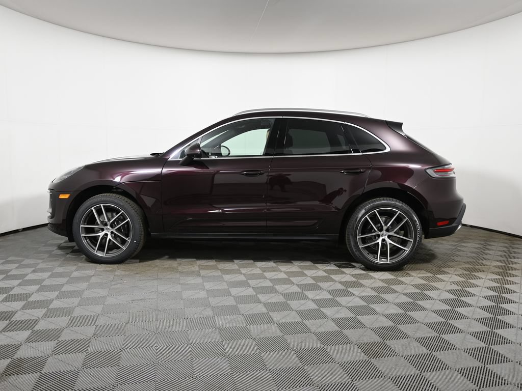 New 2026 Porsche Macan AWD/4WD image 2