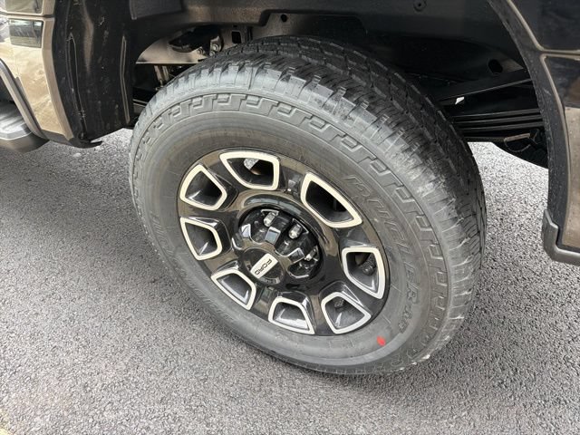 New 2026 Ford F350 Platinum w/ FX4 Off-Road Package AWD/4WD image 6