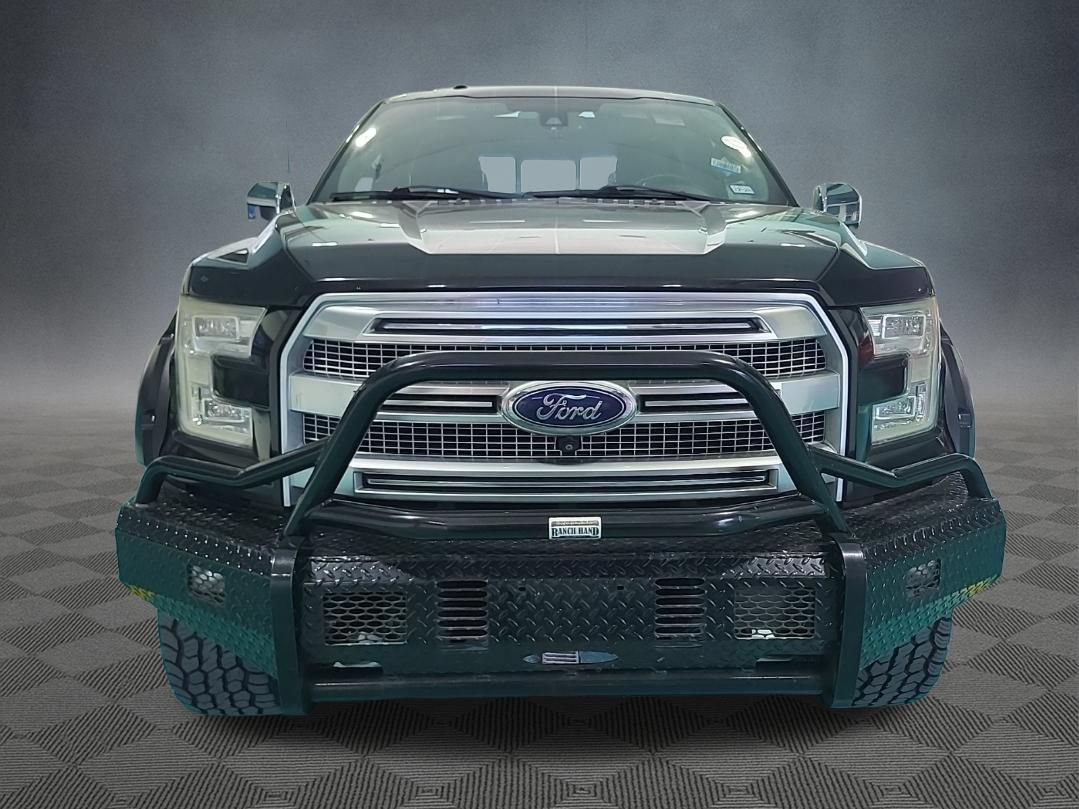 Used 2015 Ford F150 Platinum w/ Equipment Group 701A Luxury AWD/4WD image 3