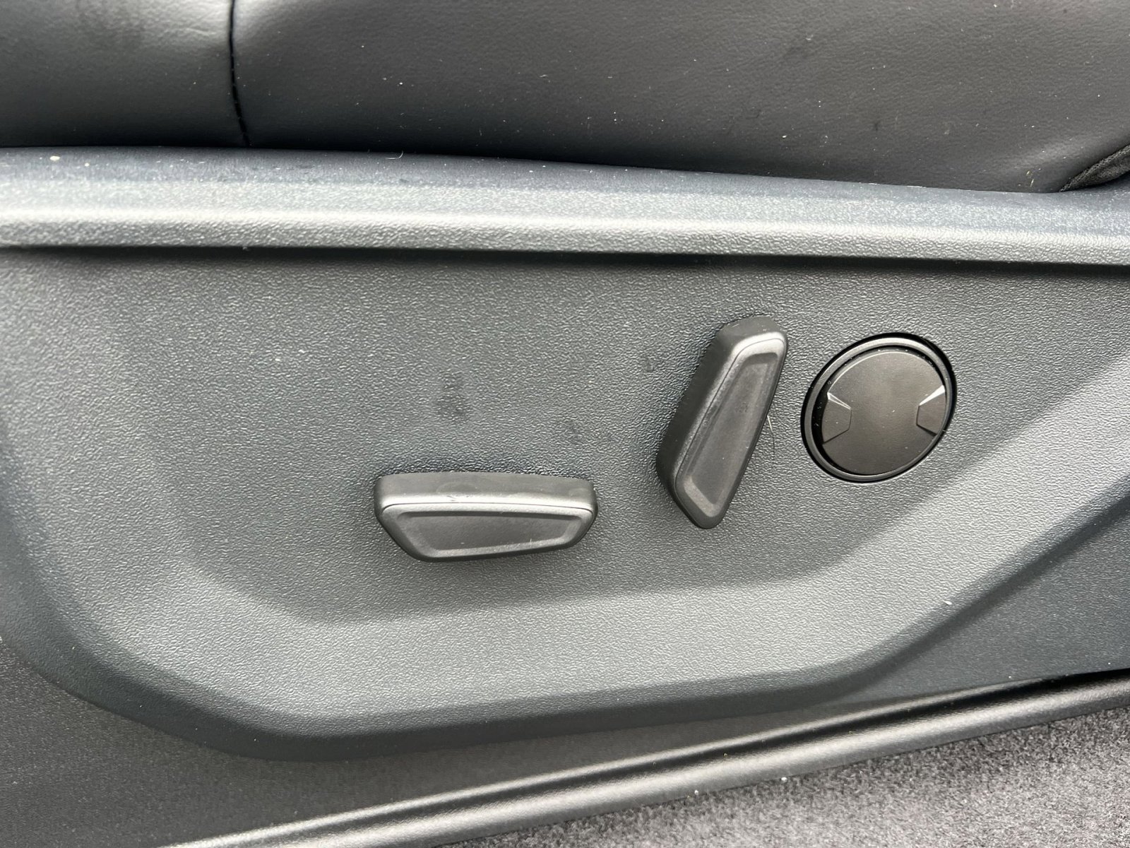 New 2026 Ford F150 Tremor w/ Equipment Group 402A High image 14