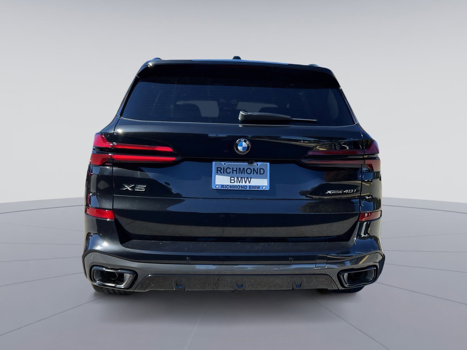 New 2026 BMW X5 xDrive40i w/ M Sport Package image 4