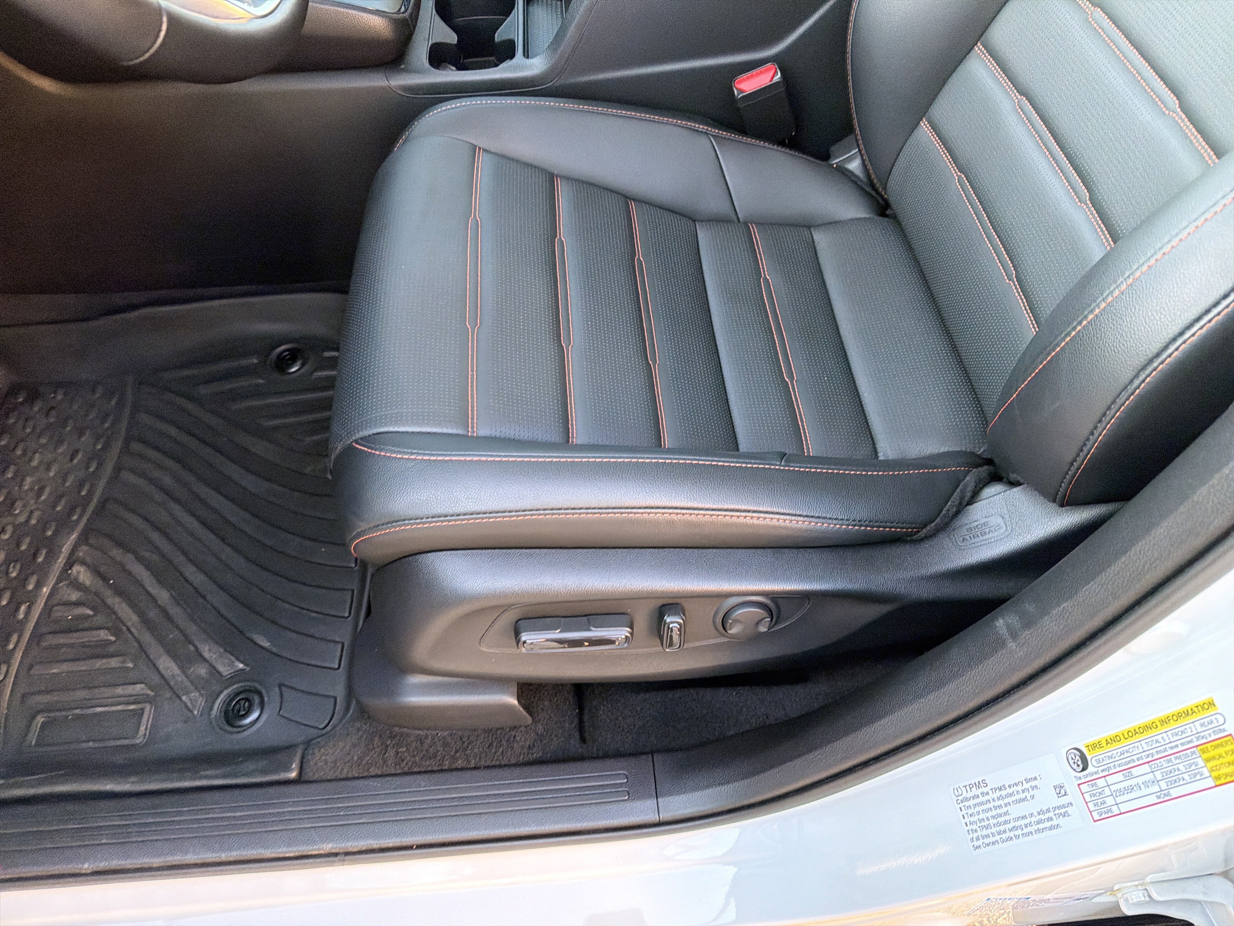 Used 2025 Honda CR-V Sport Touring image 16