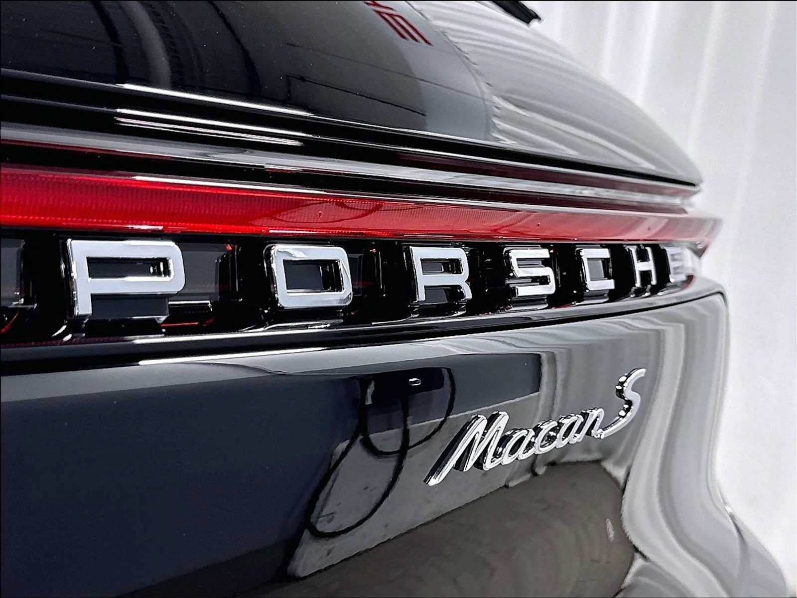 New 2026 Porsche Macan S AWD/4WD image 33