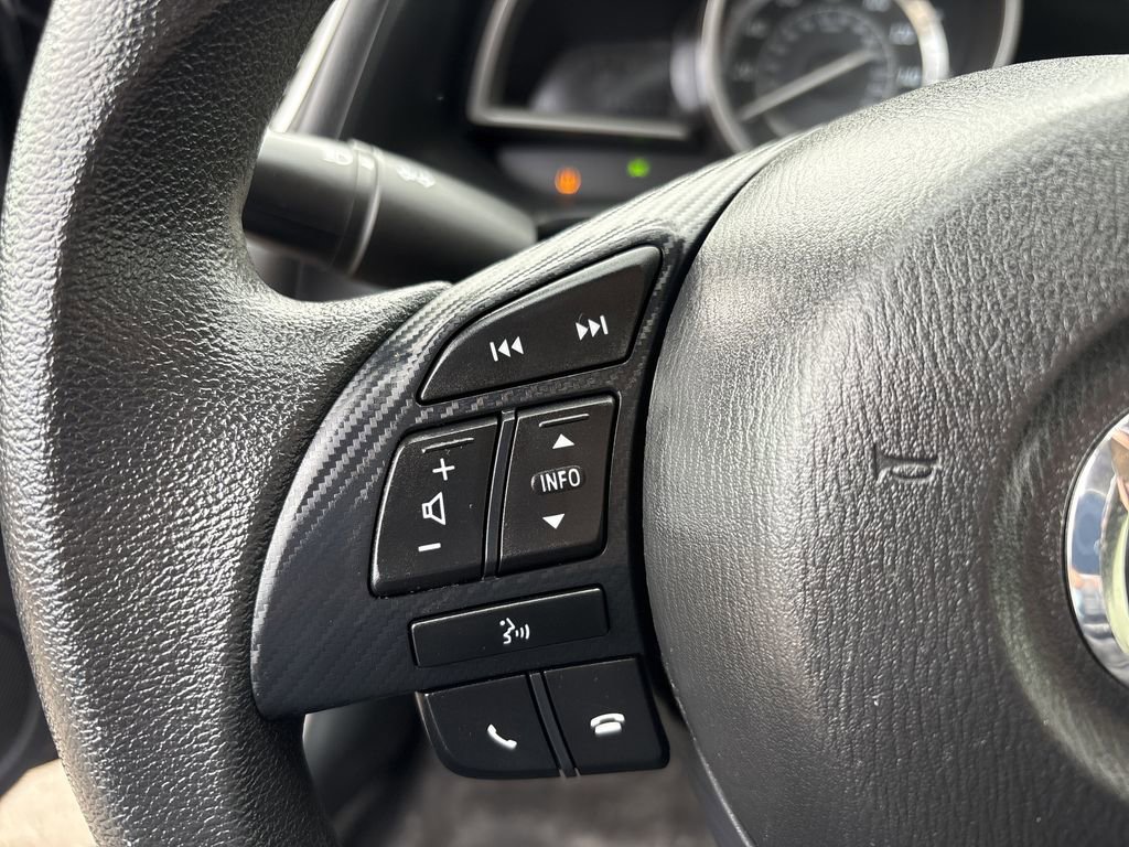 Used 2015 MAZDA MAZDA3 i Sport image 13