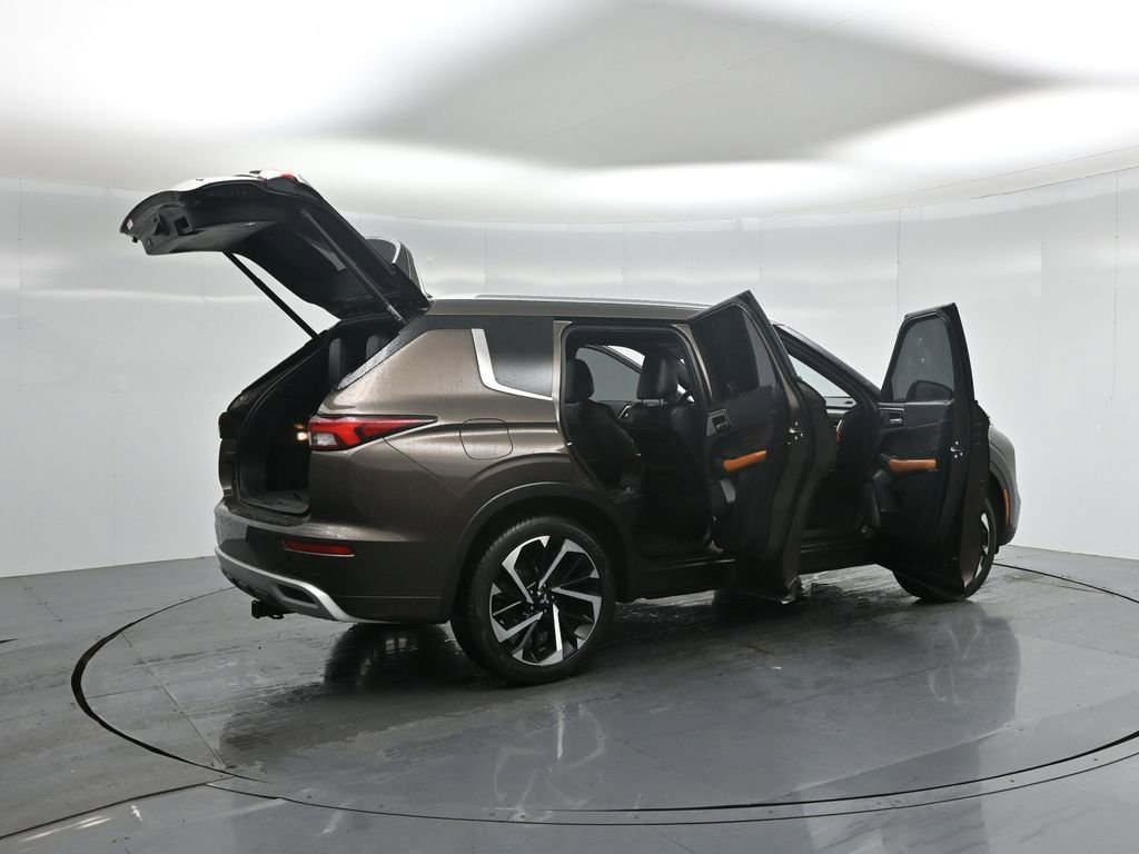 Used 2022 Mitsubishi Outlander SEL image 5
