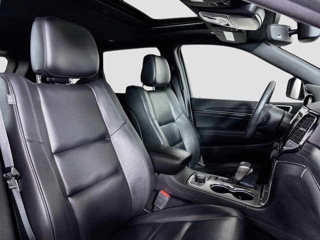 Used 2019 Jeep Grand Cherokee Limited AWD/4WD image 27