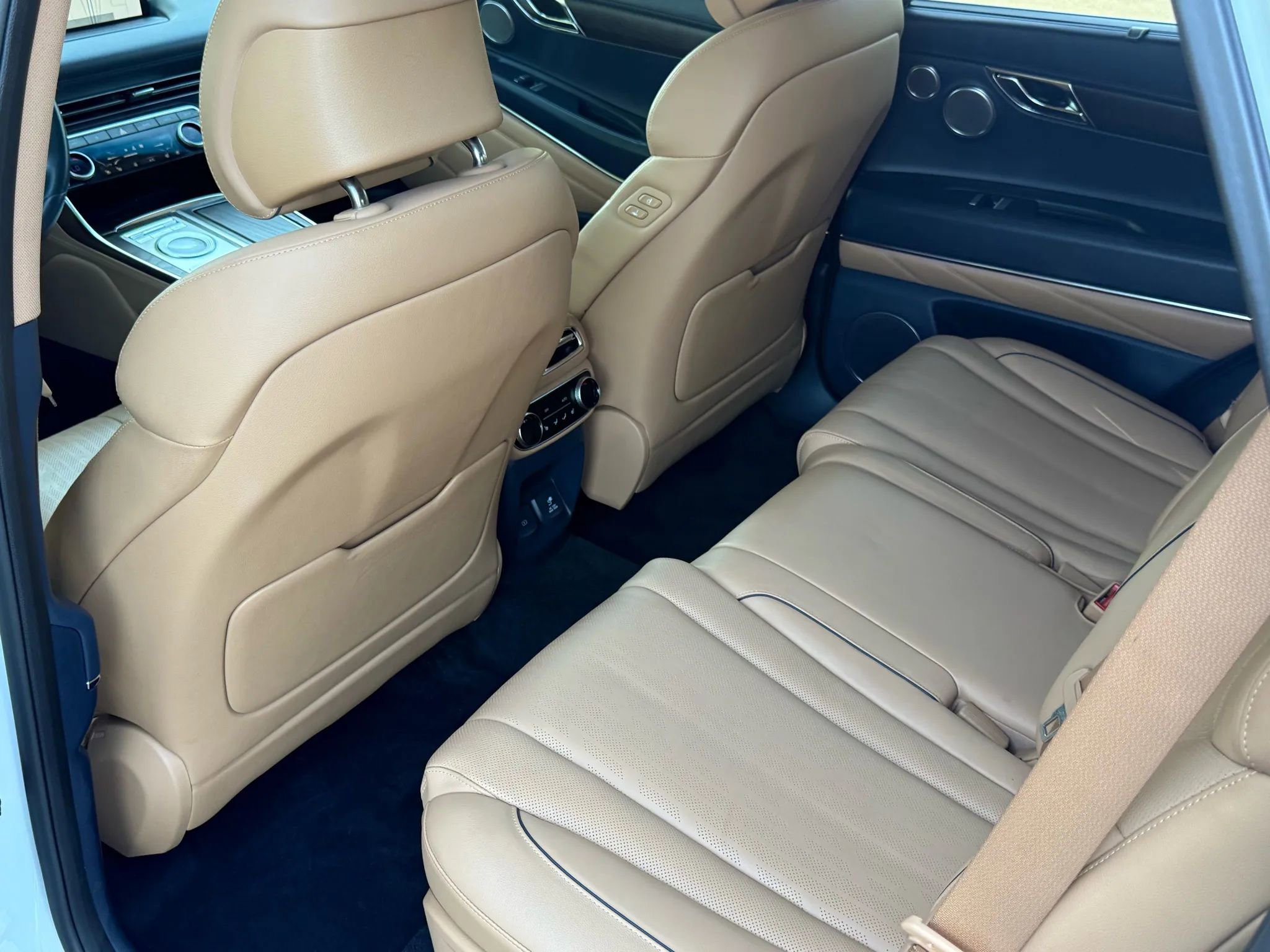 Used 2021 Genesis GV80 3.5T w/ Advanced Package 06 image 21