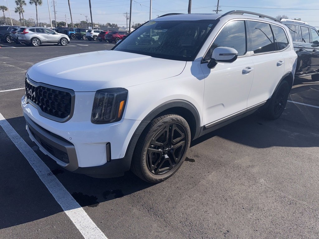 Used 2023 Kia Telluride SX X-Line image 2