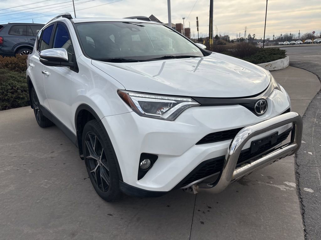Used 2017 Toyota RAV4 SE w/ Power Special Value Package image 4
