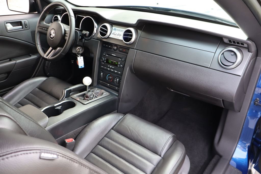 Used 2007 Ford Mustang Shelby GT500 RWD image 29