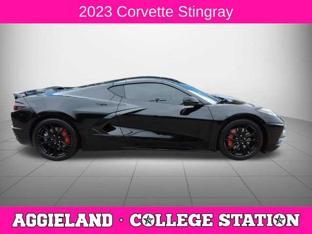 Used 2023 Chevrolet Corvette Stingray Preferred Cpe w/ Z51 Performance Package RWD image 2