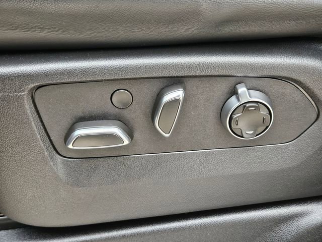 Certified 2024 Cadillac Escalade V w/ LPO, ONYX Package image 26