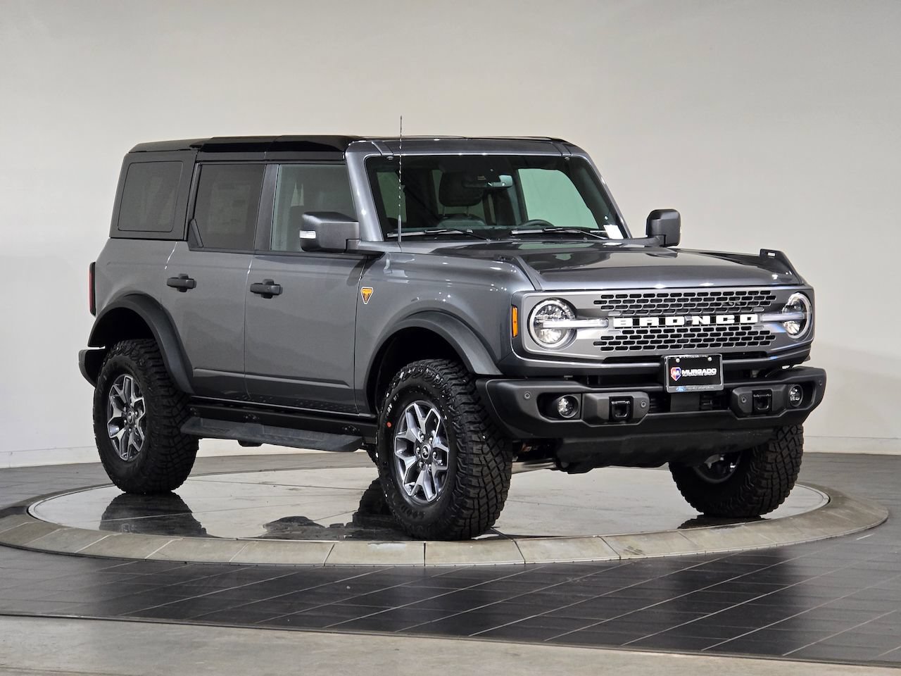 New 2025 Ford Bronco Badlands AWD/4WD image 2