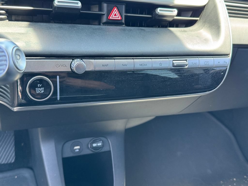 Used 2024 Hyundai Ioniq 5 SE RWD image 23